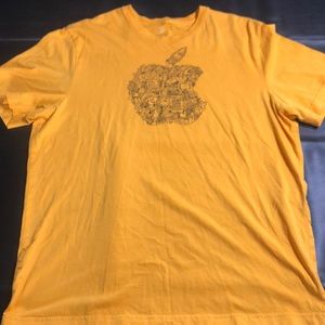 Apple T-Shirt | L